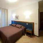 Dei Hotel 3*