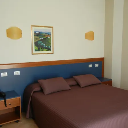 Hotel Dei 3*