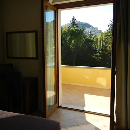 Hotel Dei 3*